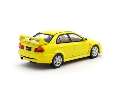 Mitsubishi Lancer Evolution V Dandelion Yellow