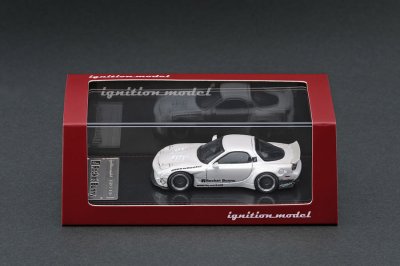 Rocket Bunny RX-7 (FD3S) White