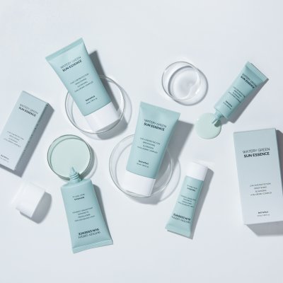 BENETUS WATERY GREEN SUN ESSENCE