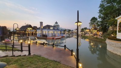 Chocolate Ville ร้านอาหารที่มีขนาดใหญ่แห่งหนึ่งในกรุงเทพมหานคร Chocolate Ville ร้านอาหารที่มีขนาดใหญ่แห่งหนึ่งในกรุงเทพมหานคร