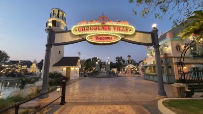 Chocolate Ville ร้านอาหารที่มีขนาดใหญ่แห่งหนึ่งในกรุงเทพมหานคร Chocolate Ville ร้านอาหารที่มีขนาดใหญ่แห่งหนึ่งในกรุงเทพมหานคร