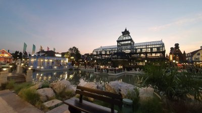 Chocolate Ville ร้านอาหารที่มีขนาดใหญ่แห่งหนึ่งในกรุงเทพมหานคร Chocolate Ville ร้านอาหารที่มีขนาดใหญ่แห่งหนึ่งในกรุงเทพมหานคร