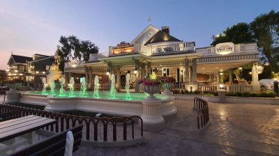 Chocolate Ville ร้านอาหารที่มีขนาดใหญ่แห่งหนึ่งในกรุงเทพมหานคร Chocolate Ville ร้านอาหารที่มีขนาดใหญ่แห่งหนึ่งในกรุงเทพมหานคร