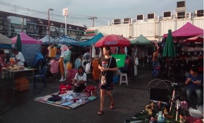 ถิ่นคนมอญ ตลาดคลองสามวา