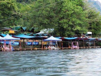 บอลลูน ที่ วังเวียง ประเทศลาว