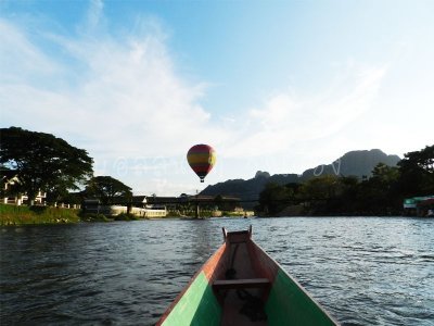 บอลลูน ที่ วังเวียง ประเทศลาว