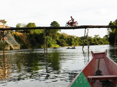 บอลลูน ที่ วังเวียง ประเทศลาว บอลลูน ที่ วังเวียง ประเทศลาว