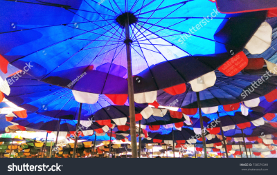 แสดงผลงาน ชุด พื้นหลัง ข้างกำแพง แสดงผลงาน ชุด พื้นหลัง ข้างกำแพง