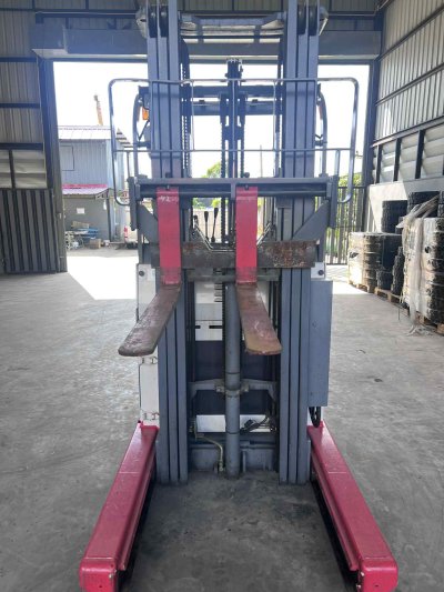 Toyota FBR13(copy)