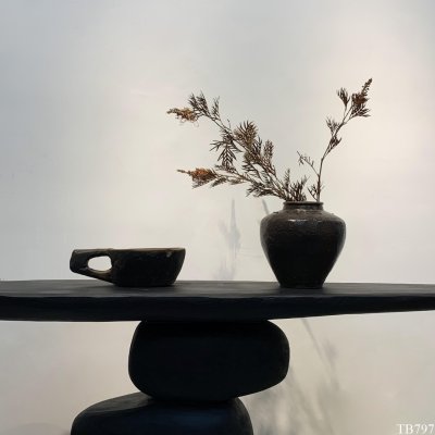 Console table model TB 797