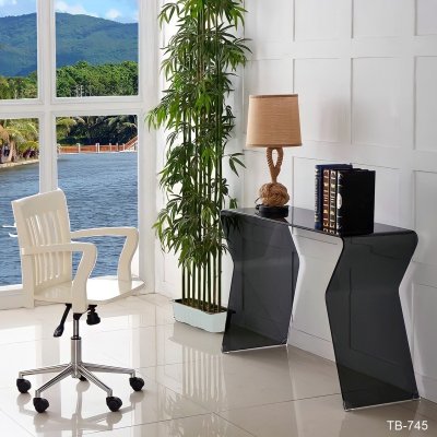 Console table model TB745