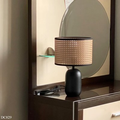 โคมไฟ รุ่น DC829