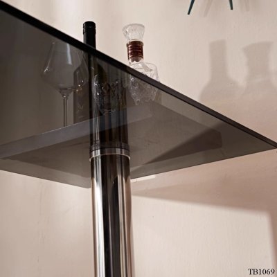 Console table model TB1069