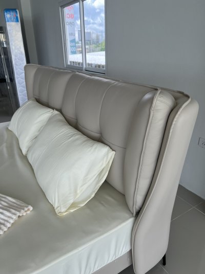 Bed DC1106 Dim 6 ft.