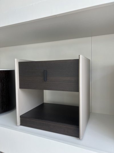 ตู้ข้างเตียง รุ่น TB1381