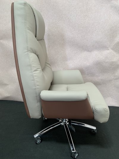 เก้าอี้ทำงาน CH682 Dim L65xW65xH120 cm