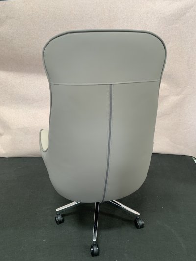 เก้าอี้ทำงาน CH679 Dim  L56xW49xH123 cm