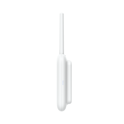 U7-Outdoor : All-weather WiFi 7 AP with 4 spatial streams, an integrated directional super antenna