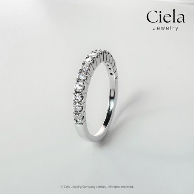 แหวนเพชรแถว Classic Eternity Band Ring 0.03 กะรัต