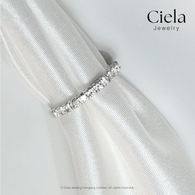 แหวนเพชรแถว Classic Eternity Band Ring 0.03 กะรัต