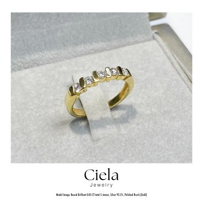 แหวนเพชรแถว Five-Stone Diamond Ring
