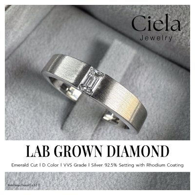 แหวนเกลี้ยงฝังเพชร Emerald Cut ผิวซาติน เพชร Lab Grown Ciela Jewelry