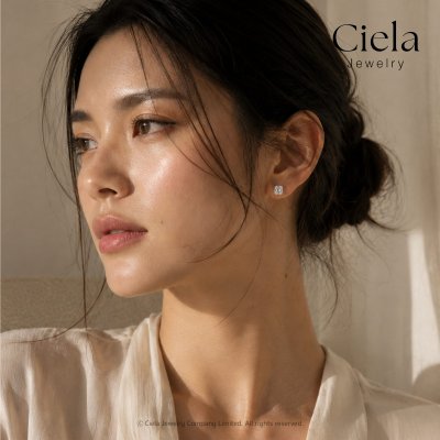 ต่างหูเพชร Asscher Cut Classic Stud Earrings