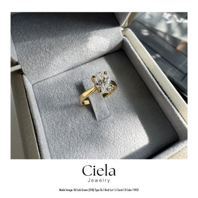 แหวนเพชรเม็ดเดี่ยว Classic Oval Solitaire