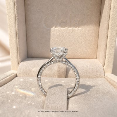 แหวนเพชรเม็ดเดี่ยว Hidden Pave Solitaire