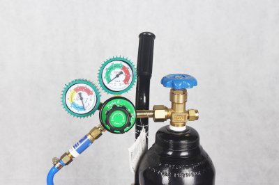 ชุดเชื่อมสนาม 4 จุด พร้อมกันไฟย้อน ระบบปลอดภัยสูง