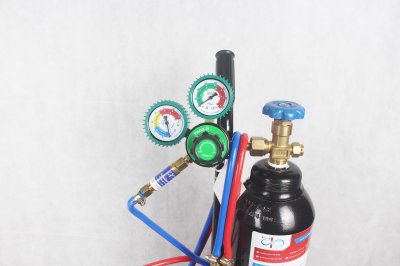 ชุด ตัด แก๊ส สนาม