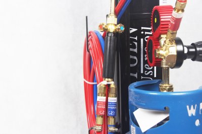 ชุดเชื่อมสนาม 4 จุด พร้อมกันไฟย้อน ระบบปลอดภัยสูง