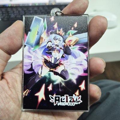 Aela Acrylic Keychain : ผู้รุกรานแห่งกองยานสุริยัน (แถม Over Trigger 1 ใบ)