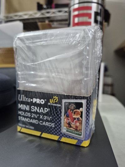 Ultrapro UV Mini Snap Card Holder 10 ชิ้น