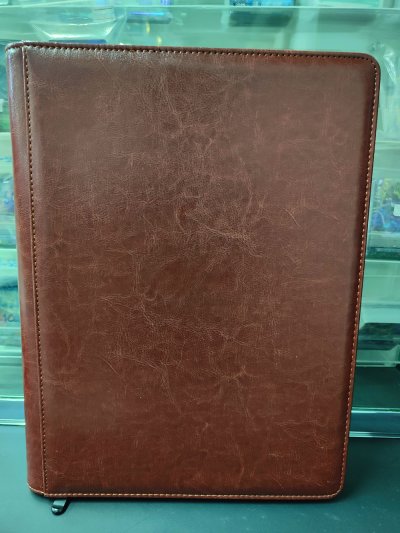 Zipper Binder (9 Pkt) แฟ้มใส่การ์ด 9 ช่องมีซิบ หนังน้ำตาล