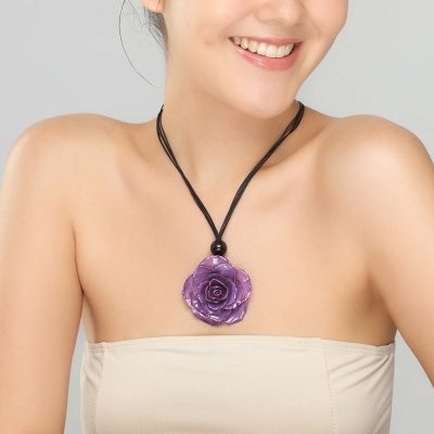 Clear-Coated Rose Choker Cord