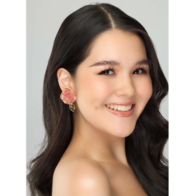 ต่างหูกุหลาบขอบทองพร้อมใบกุหลาบชุบทอง ต่างหูกุหลาบขอบทองพร้อมใบกุหลาบชุบทอง