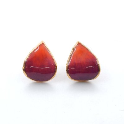 ต่างหูตัดกลีบดอกกล้วยไม้เดนโดรเบียมขอบทอง ต่างหูตัดกลีบดอกกล้วยไม้เดนโดรเบียมขอบทอง