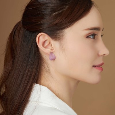 ต่างหูตัดกลีบดอกกล้วยไม้เดนโดรเบียม