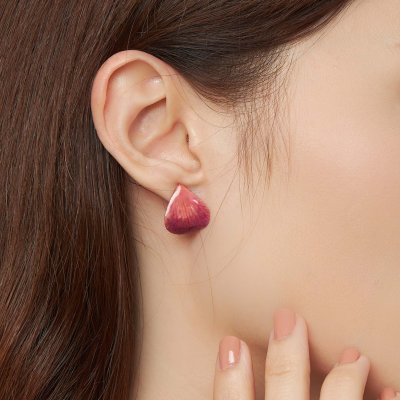 ต่างหูตัดกลีบดอกกล้วยไม้เดนโดรเบียม ต่างหูตัดกลีบดอกกล้วยไม้เดนโดรเบียม