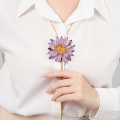 Clear-Coated Water Lily Adjustable Necklace