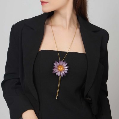 Clear-Coated Water Lily Adjustable Necklace