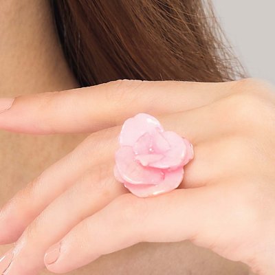 Clear-Coated Hydrangea Ring