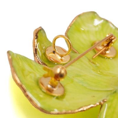 เข็มกลัดดอกกล้วยไม้เดรโดรเบียมขอบทอง เข็มกลัดดอกกล้วยไม้เดรโดรเบียมขอบทอง