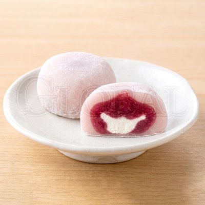 ขนมไดฟูกุไส้ครีมสตรอว์เบอร์รี่ 