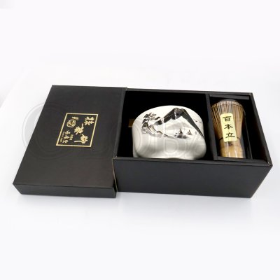 แก้วลายทิวทัศน์ภูเขา พร้อมแปรงชงชา Kinsai Sanzuiga Matcha Wan Set (Seian)