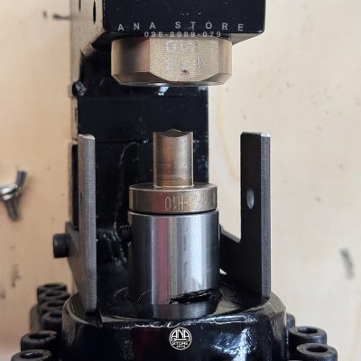 เครื่องพันช์เจาะรูไฮดรอลิคไฟฟ้า OKURA รุ่น SPM-60 19mm 1050W