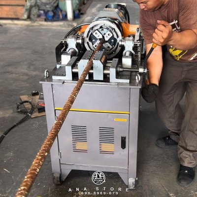 เครื่องกลึงกลม - รีดเกลียวเหล็กเส้นข้ออ้อย ระบบรีดเกลียวอัตโนมัติ 2IN1 OKURA