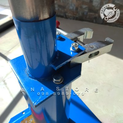 เครื่องถอดสปริงโช๊คอัพ แบบเกลียวเร่งขนาดสปริง AT-SD522 สินค้าพร้อมส่งจากไทย