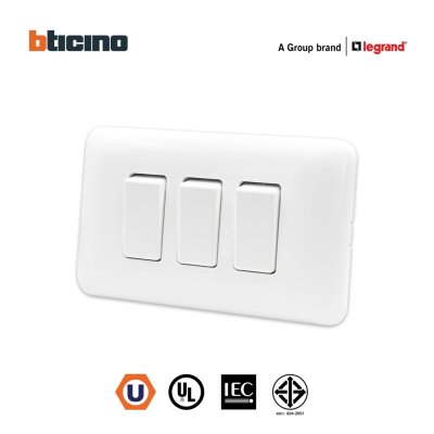 BTicino ชุดสวิตช์สองทาง 3 ตัว พร้อมฝาครอบ สีขาว รุ่น Magic Advance